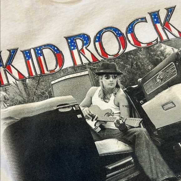 Kid Rock 2002 Cocky Concert Cream Graphic T-Shirt - Picture 3 of 5